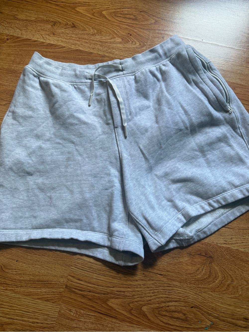 Lululemon Men’s 5’ shorts